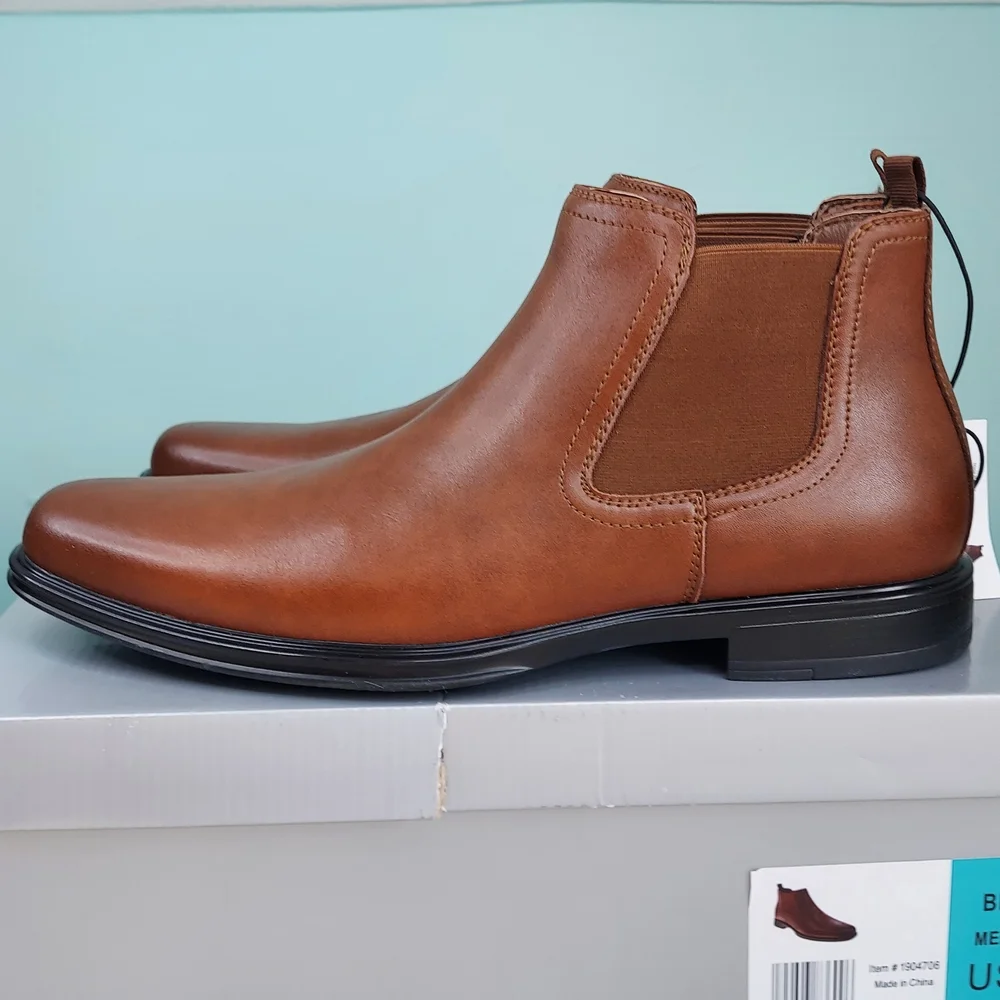 Perry Ellis Brown Leather Chelsea Boots Mens Size 12 NWT Business Casual Neutral